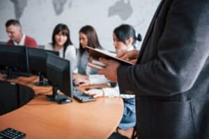Descubra os Cursos Técnicos com Maior Empregabilidade